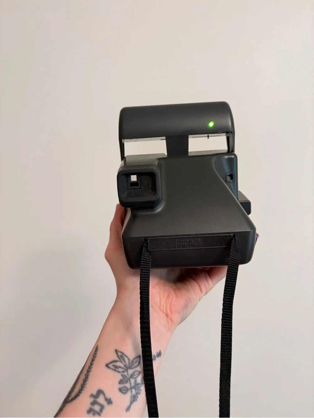 Polaroid off who
